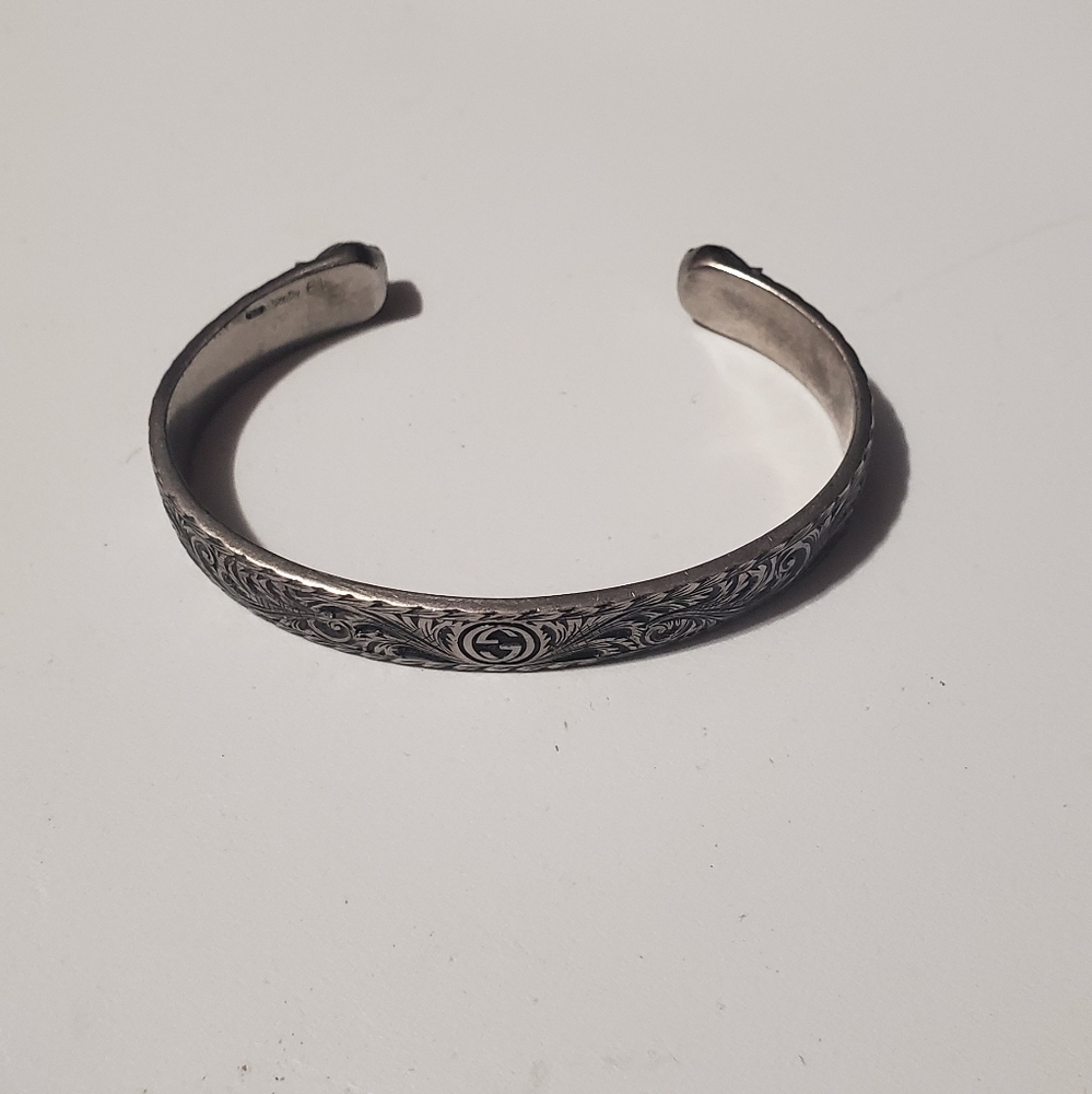 Gucci Sterling Silver Feline Bracelet